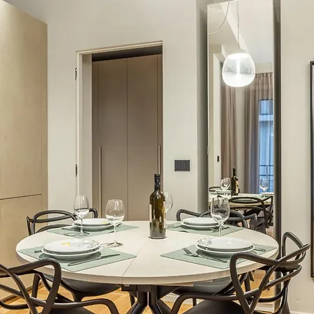 Luxury Modern Near Duomo - Exclusive & Apartamento *