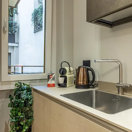 Luxury Modern Near Duomo - Exclusive & מילאנו