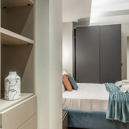 דירה Luxury Modern Near Duomo - Exclusive & מילאנו